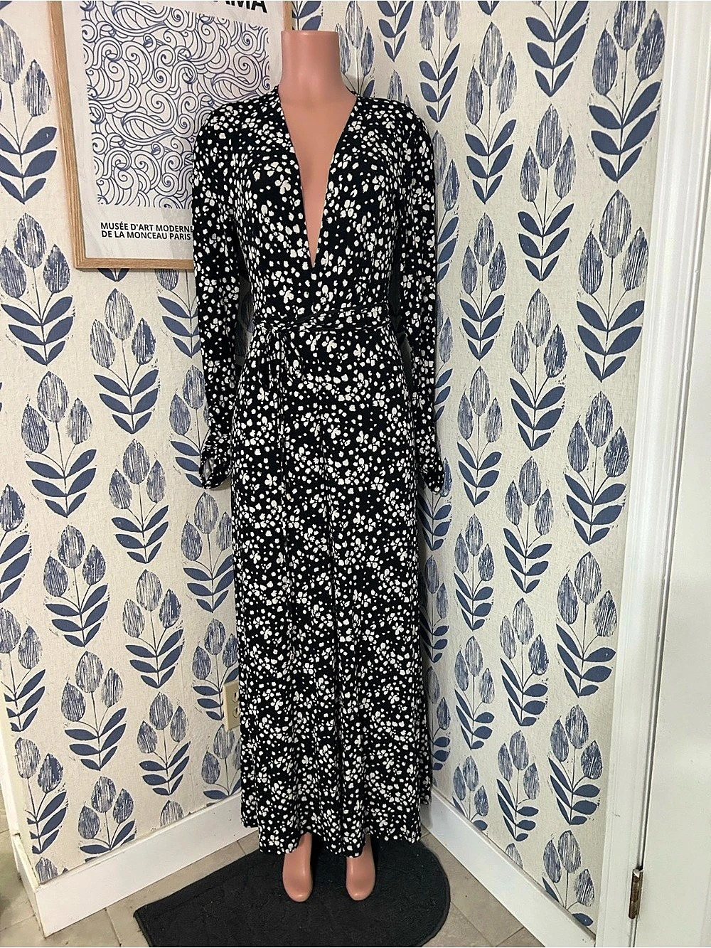 Free People Floral wide leg Black & White jumpsuit Size 6 NWT